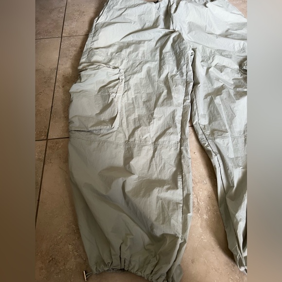 Brand new fashion nova parachute pants size 3x - Picture 4 of 8